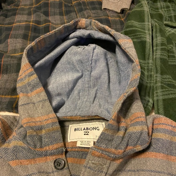 Other - Boys Size 7/8 Surf/Skate Shirt Set